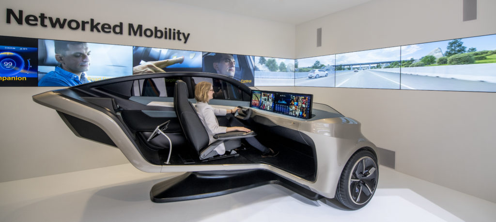 Continental Driving Simulator IAA 2019